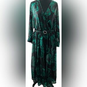 Elegant Green Floral Maxi Dress